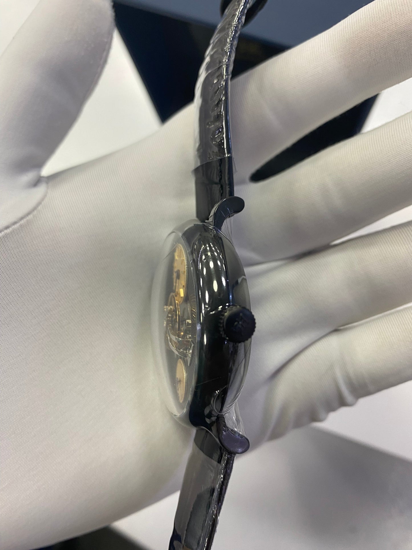 Qiongjing · guilloché dial