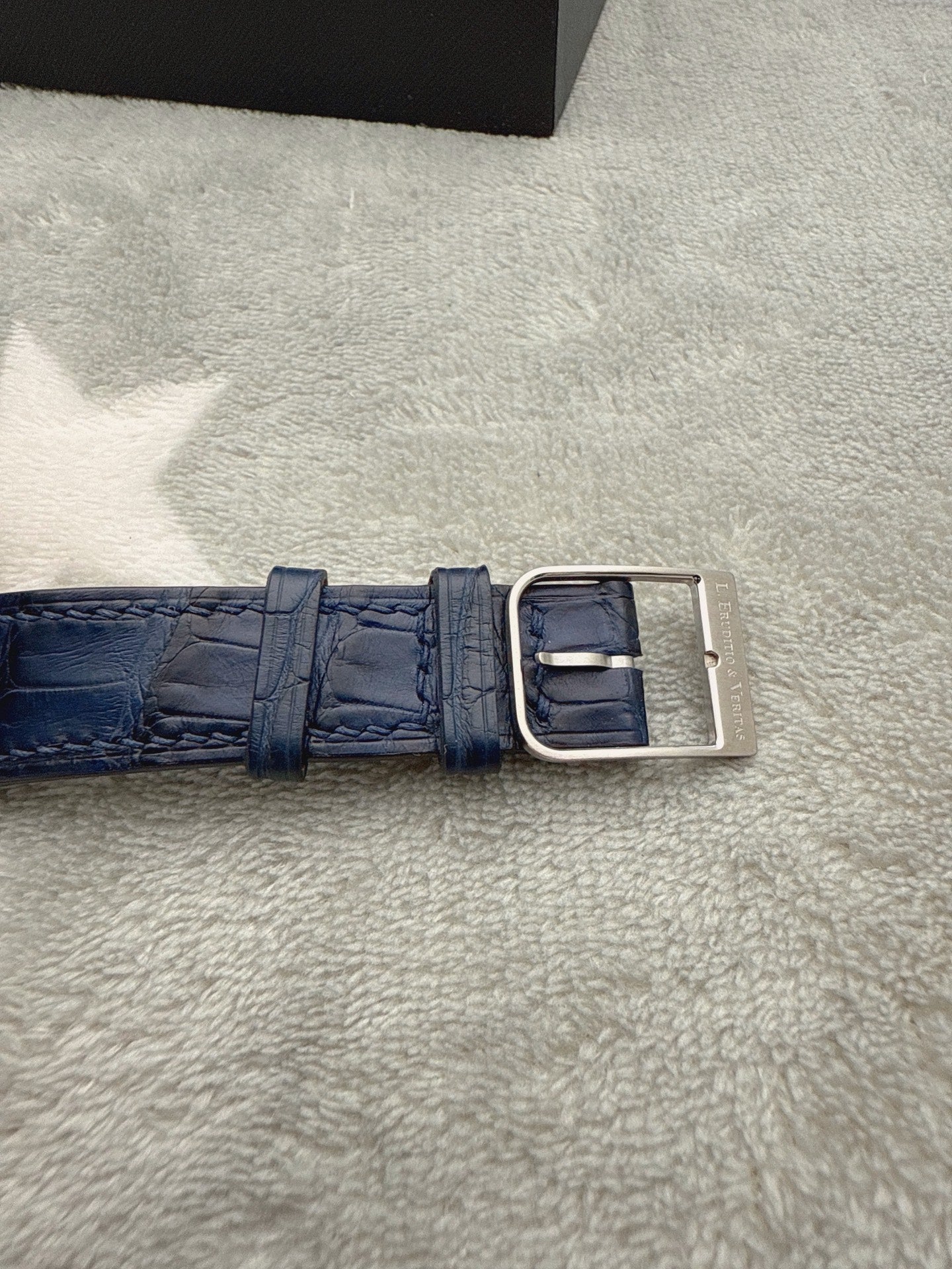 2124/11A · Grand Feu Enamel