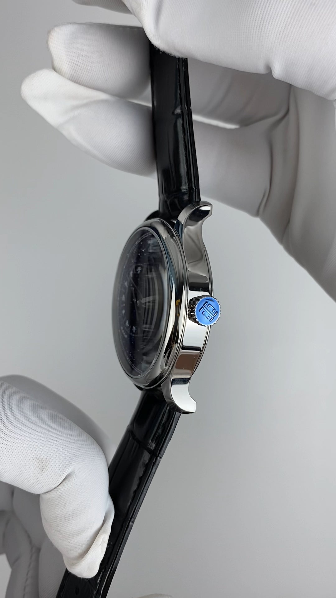 Yuan Heng Li Zhen · starry dial · transparent back · gold-color rotor