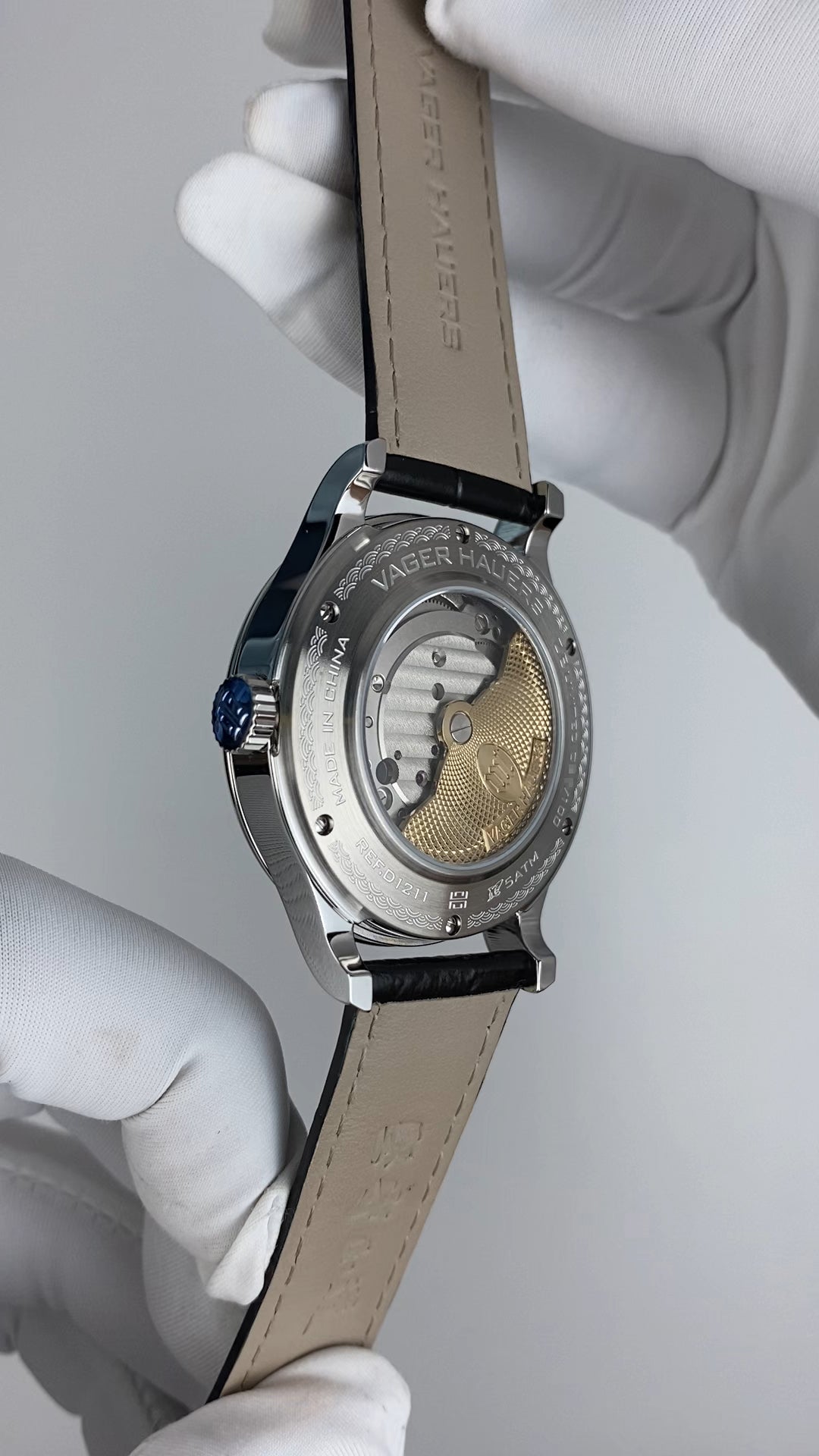 Yuan Heng Li Zhen · starry dial · transparent back · gold-color rotor