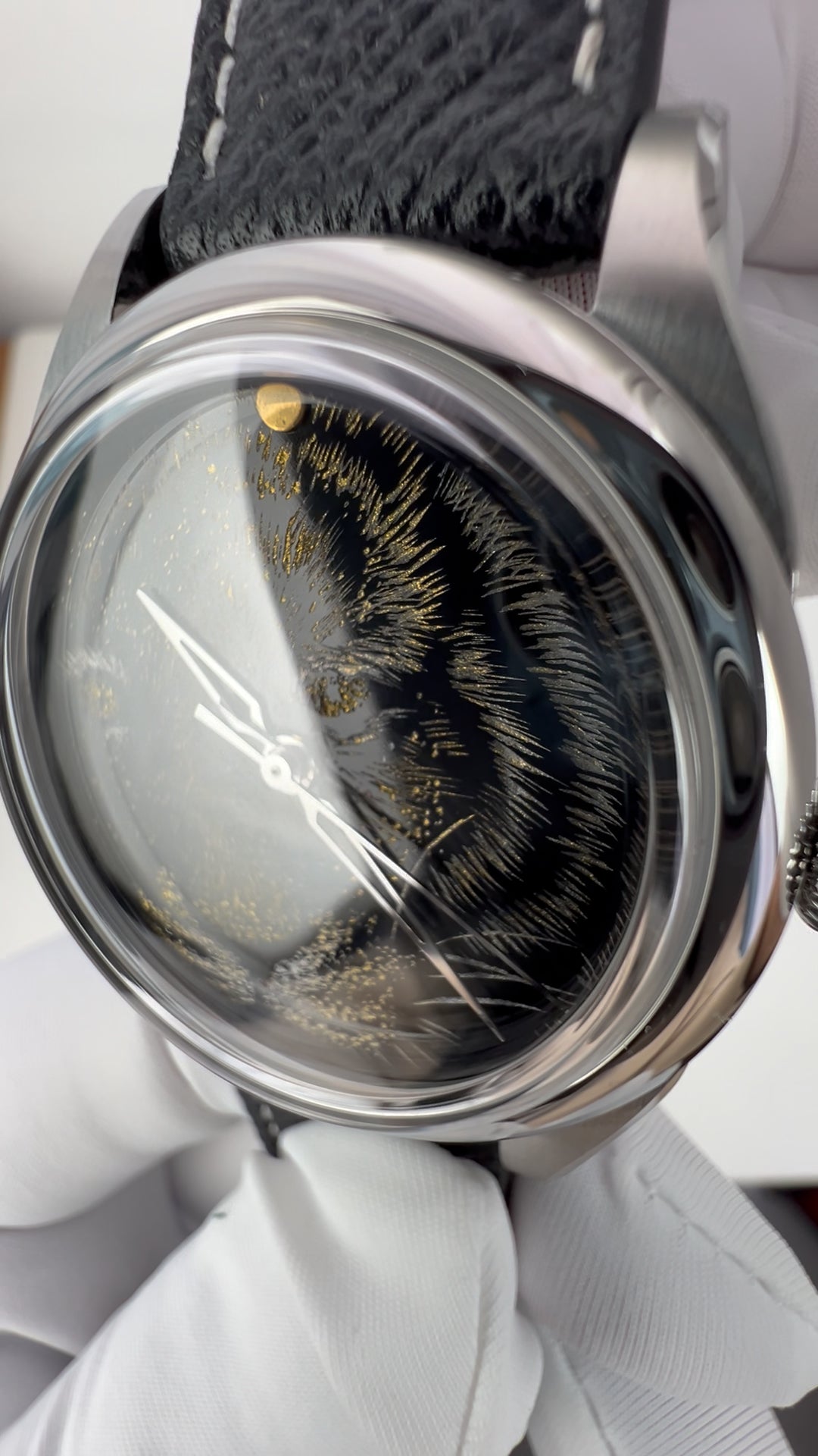 Tiger · Qiangjin gold-inlay lacquer dial