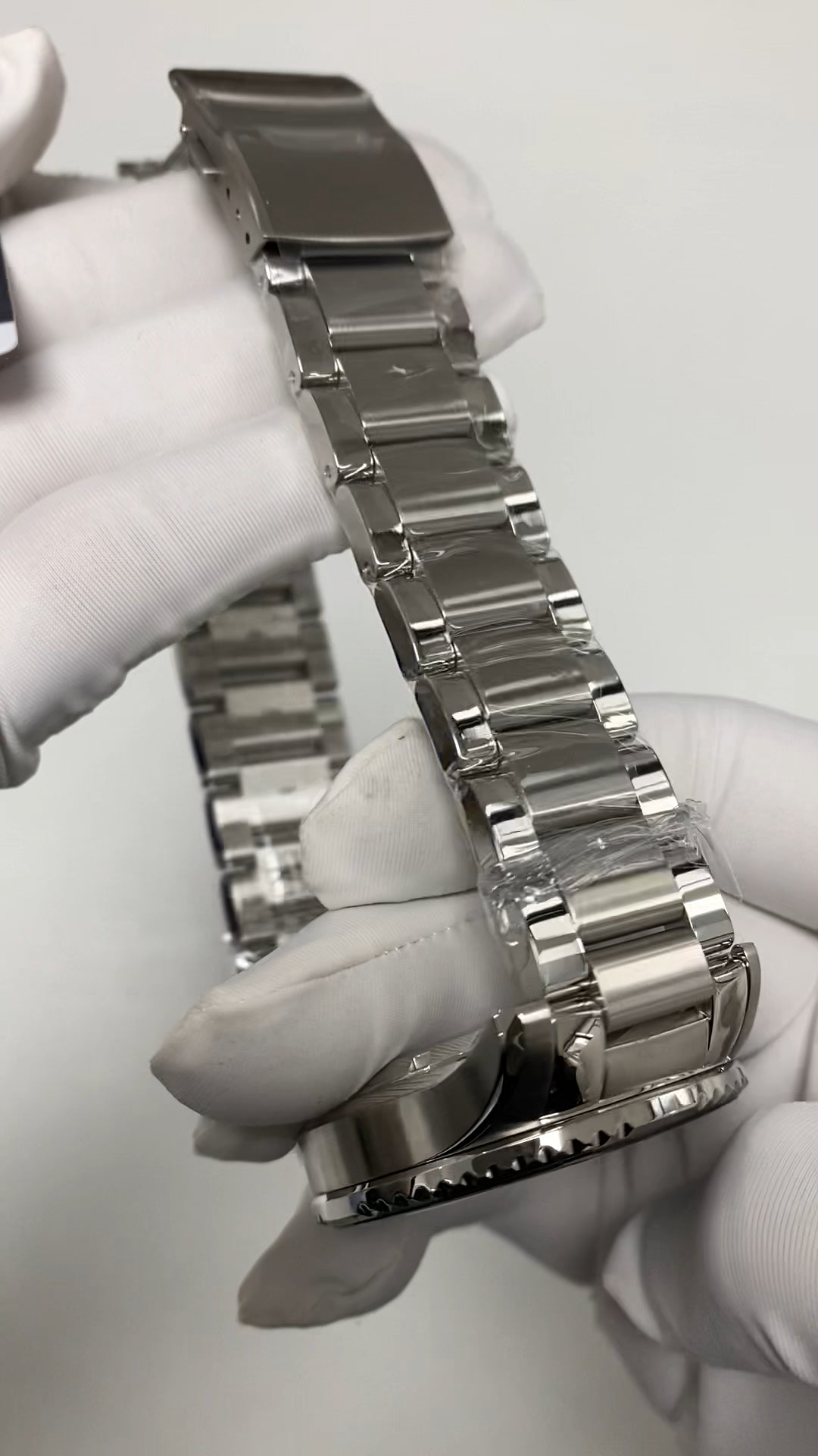 "Ocean Star" · 44 mm