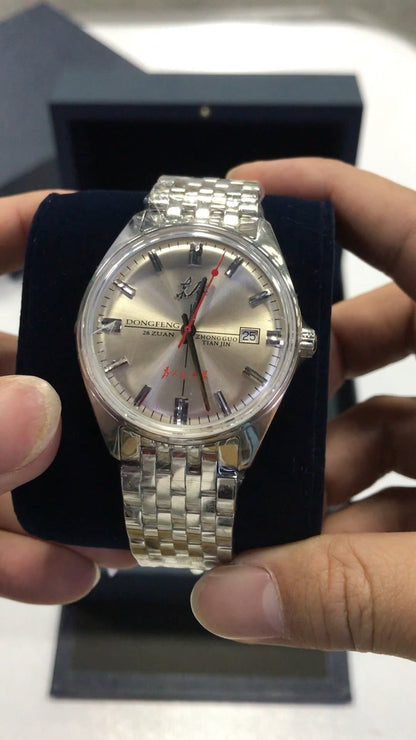 Dongfeng · Serve the People