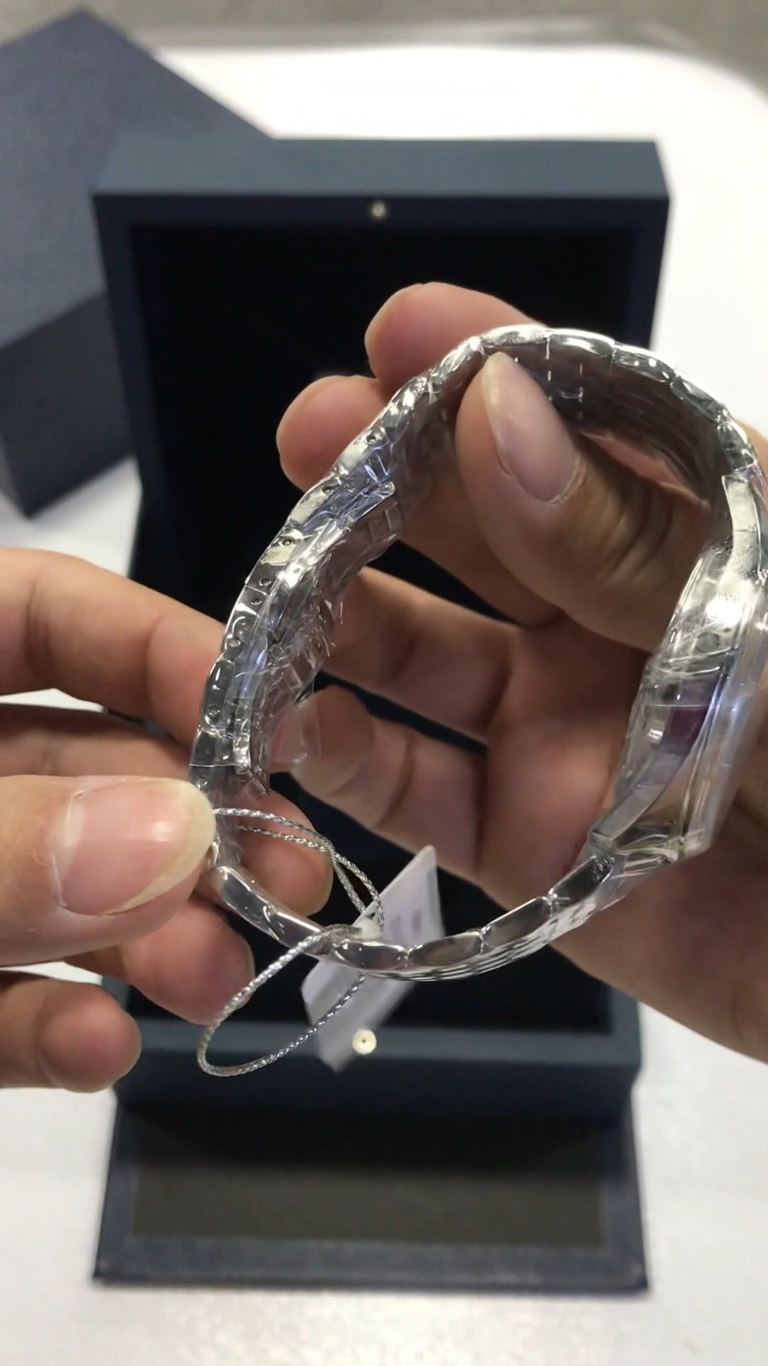 Dongfeng · Serve the People