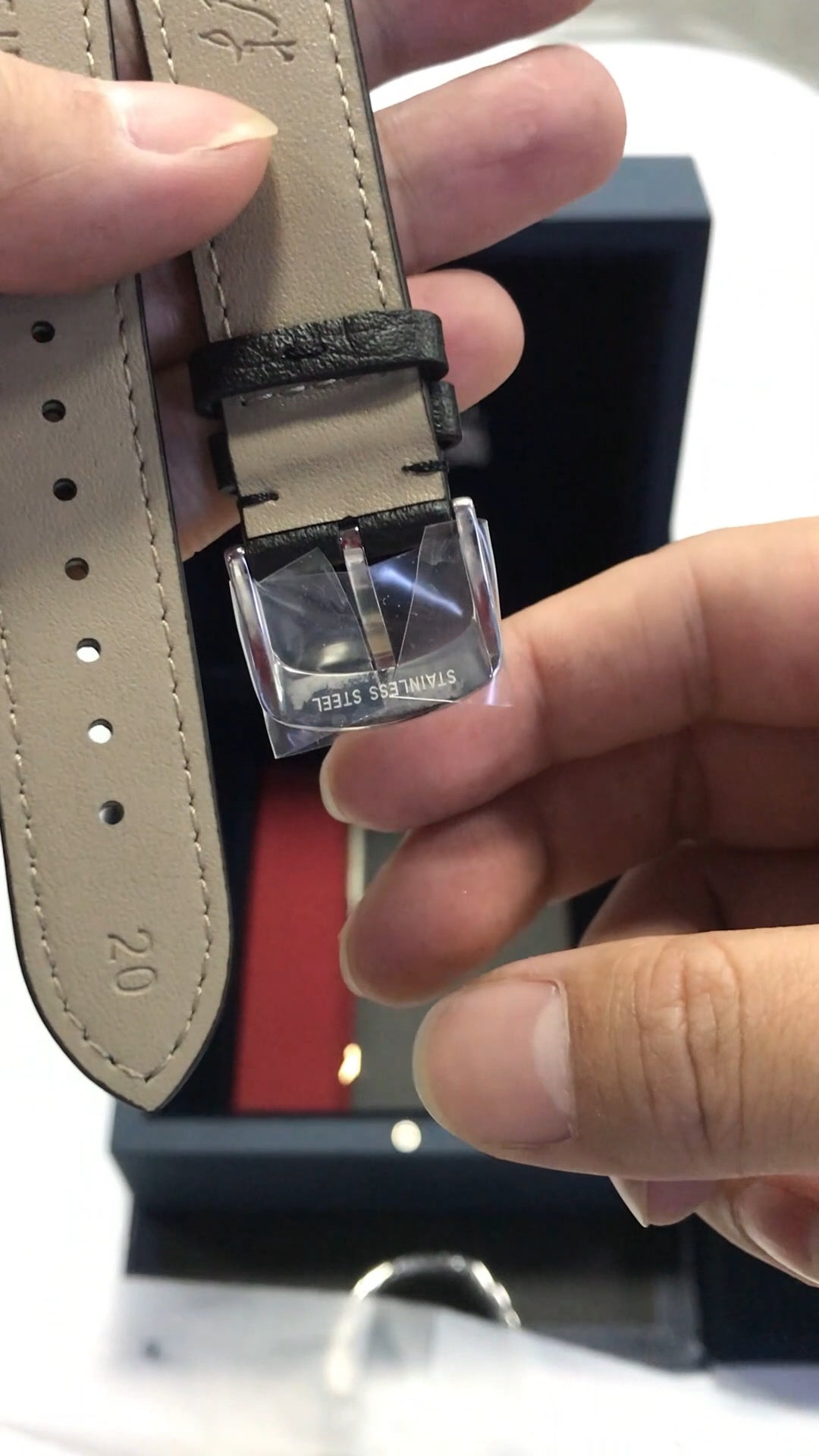 Dongfeng · Serve the People