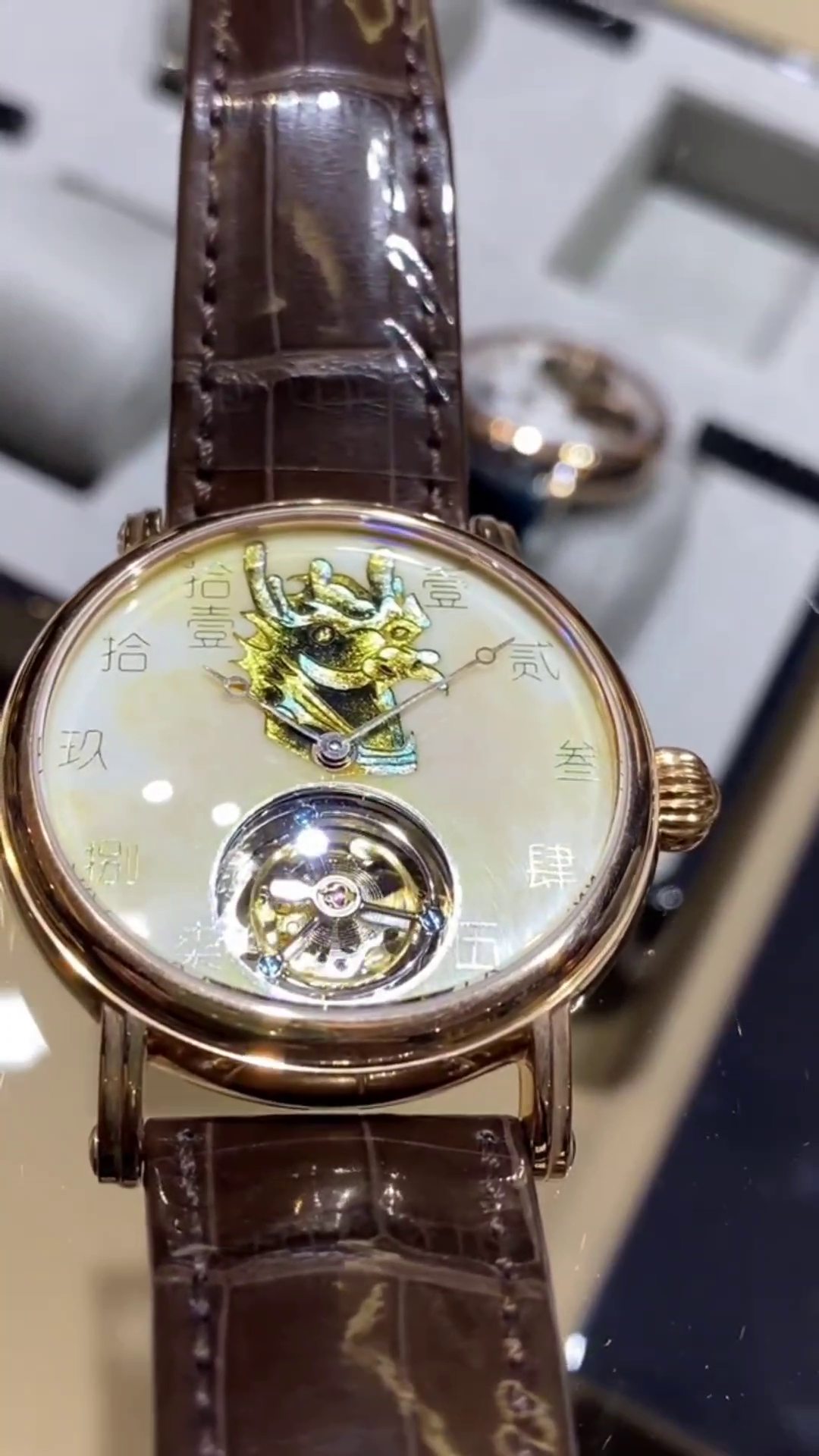Old Summer Palace Twelve Zodiac Heads · Lóóng · 18K rose gold edition