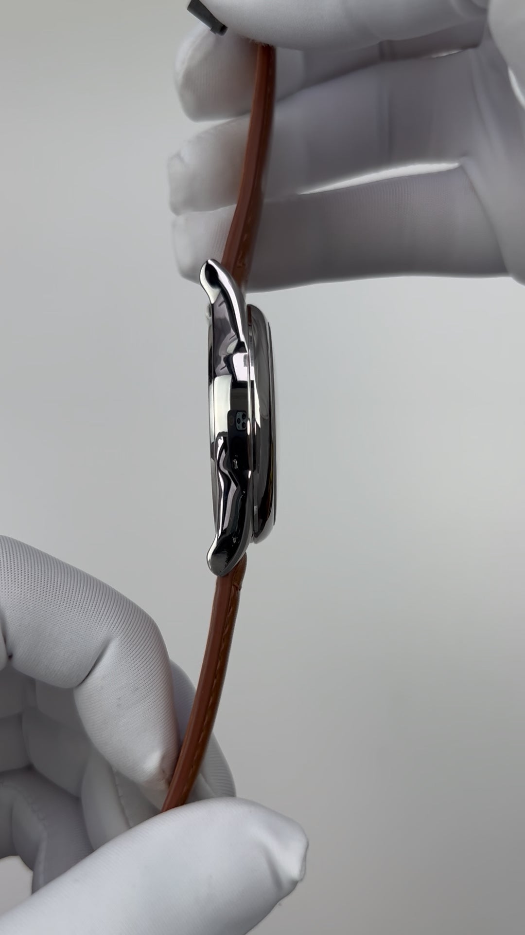 Lóóng Xíng Dá Dá · Qiāng Jīn gold-inlay lacquer dial · SW200