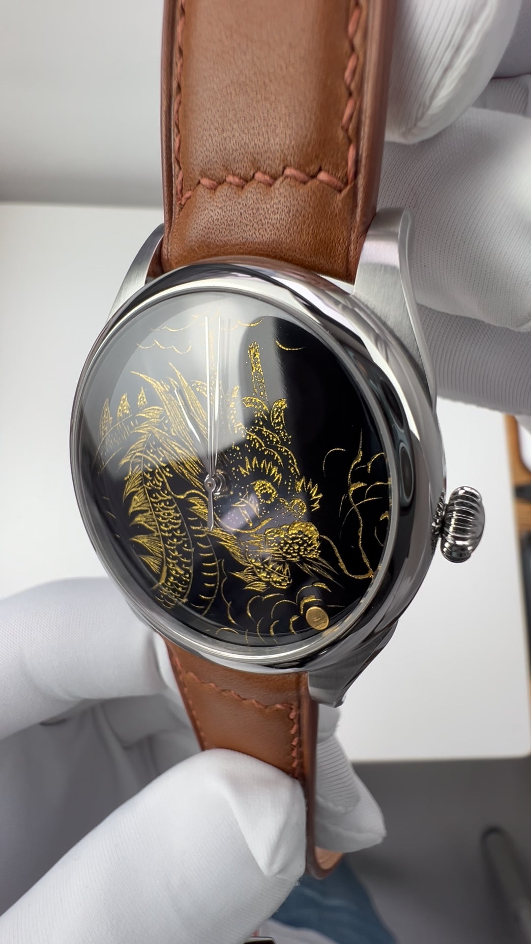 Lóóng Xíng Dá Dá · Qiāng Jīn gold-inlay lacquer dial · SW200