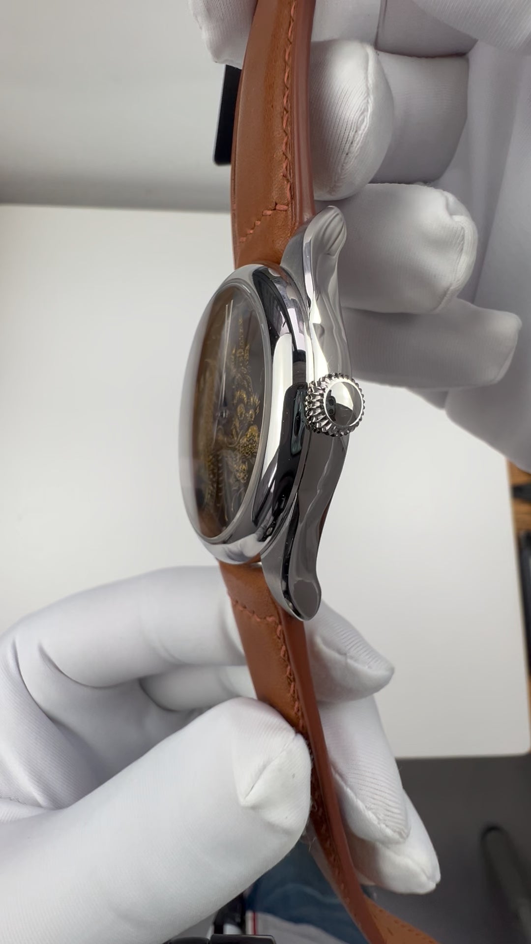 Lóóng Xíng Dá Dá · Qiāng Jīn gold-inlay lacquer dial · SW200