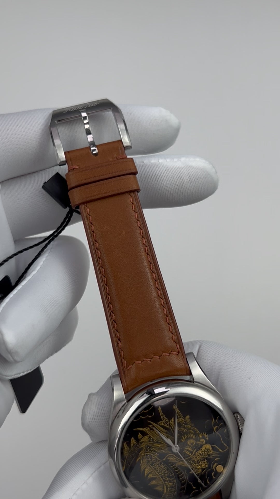 Lóóng Xíng Dá Dá · Qiāng Jīn gold-inlay lacquer dial · SW200