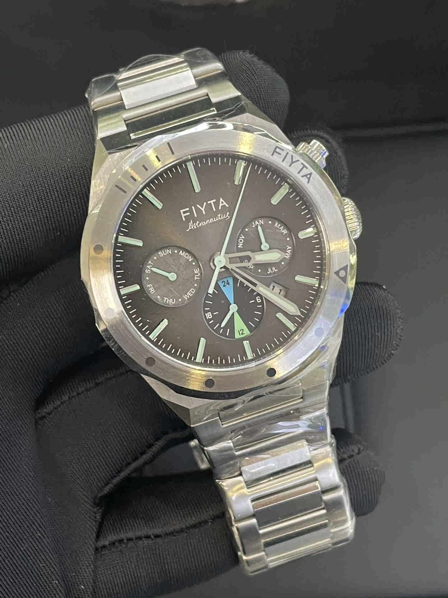 [Pre-owned] Spacewalk