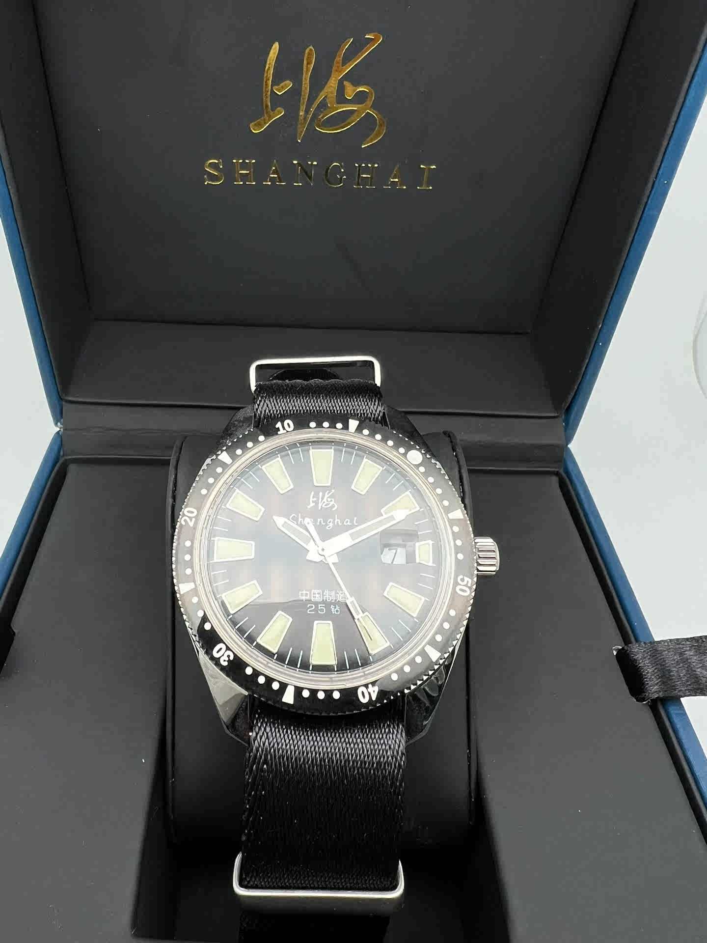 [Pre-owned] Shanghai watch