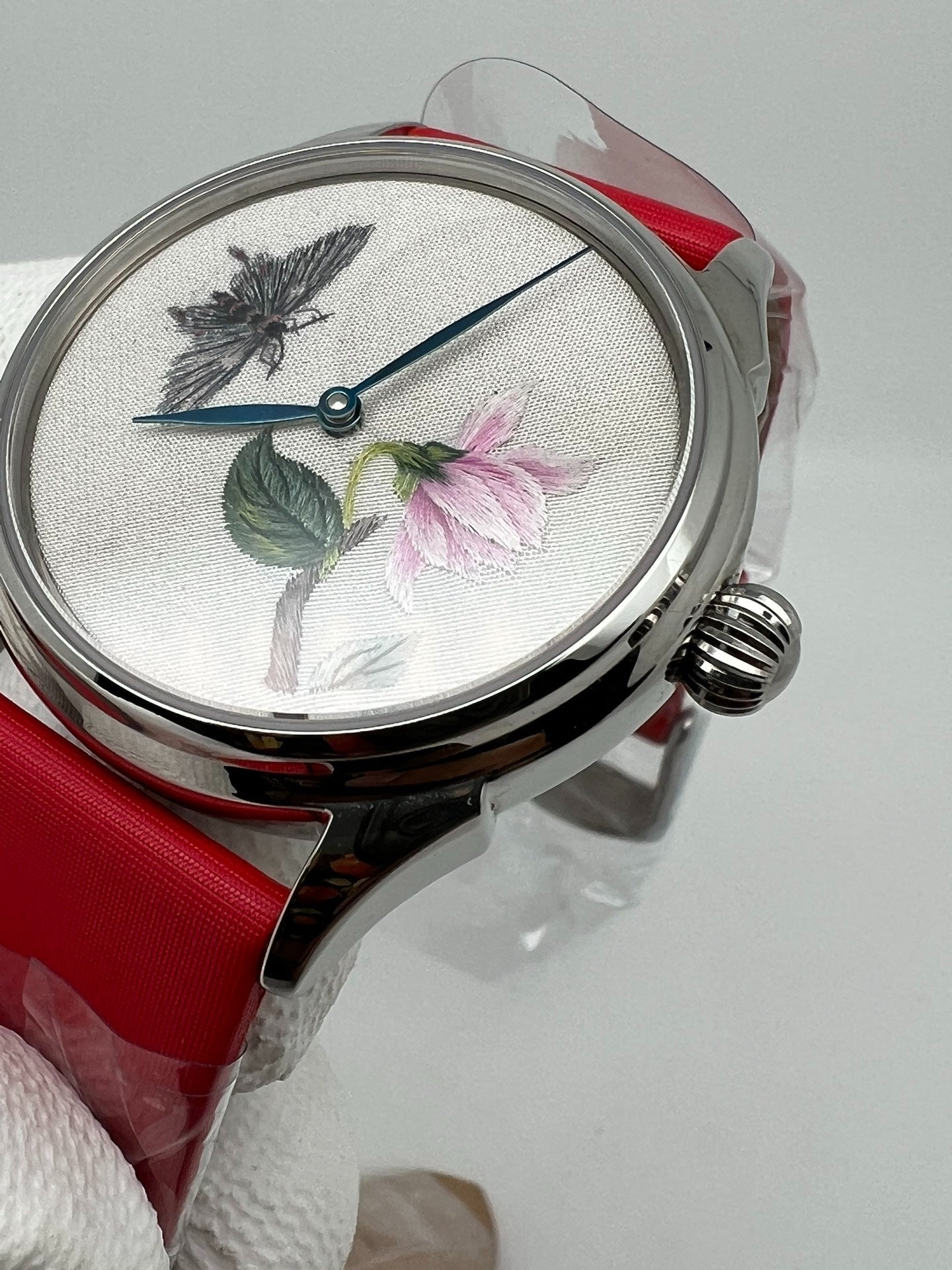 Beijing Watch Su Embroidery