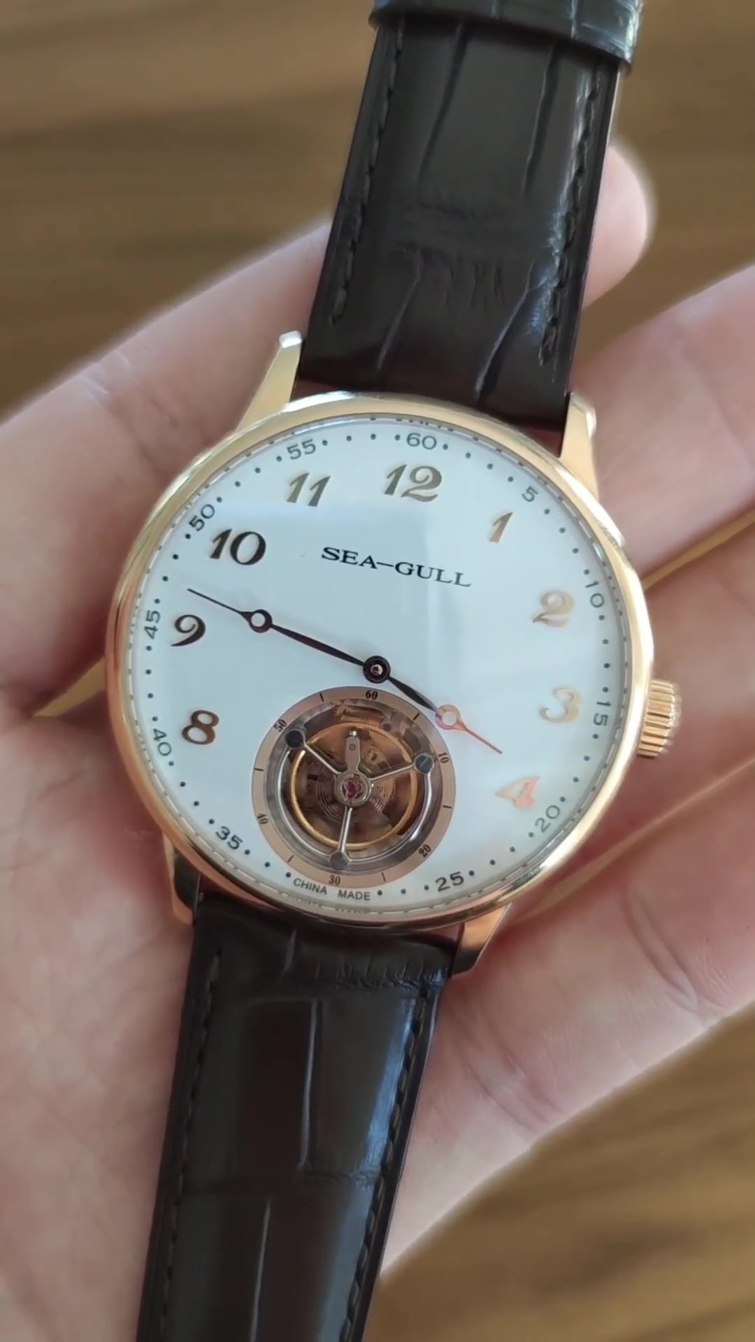 [Pre-owned] 618.872 · 18K rose gold case