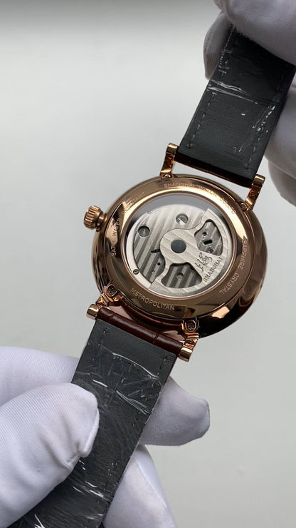 Qiongjing · central sunburst dial