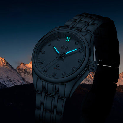 Mount Qomolangma · 28 mm
