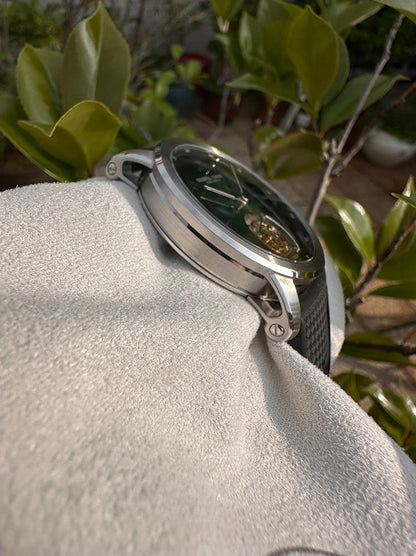 Mark Chen 03 · ripple case back · thermal-blue gears