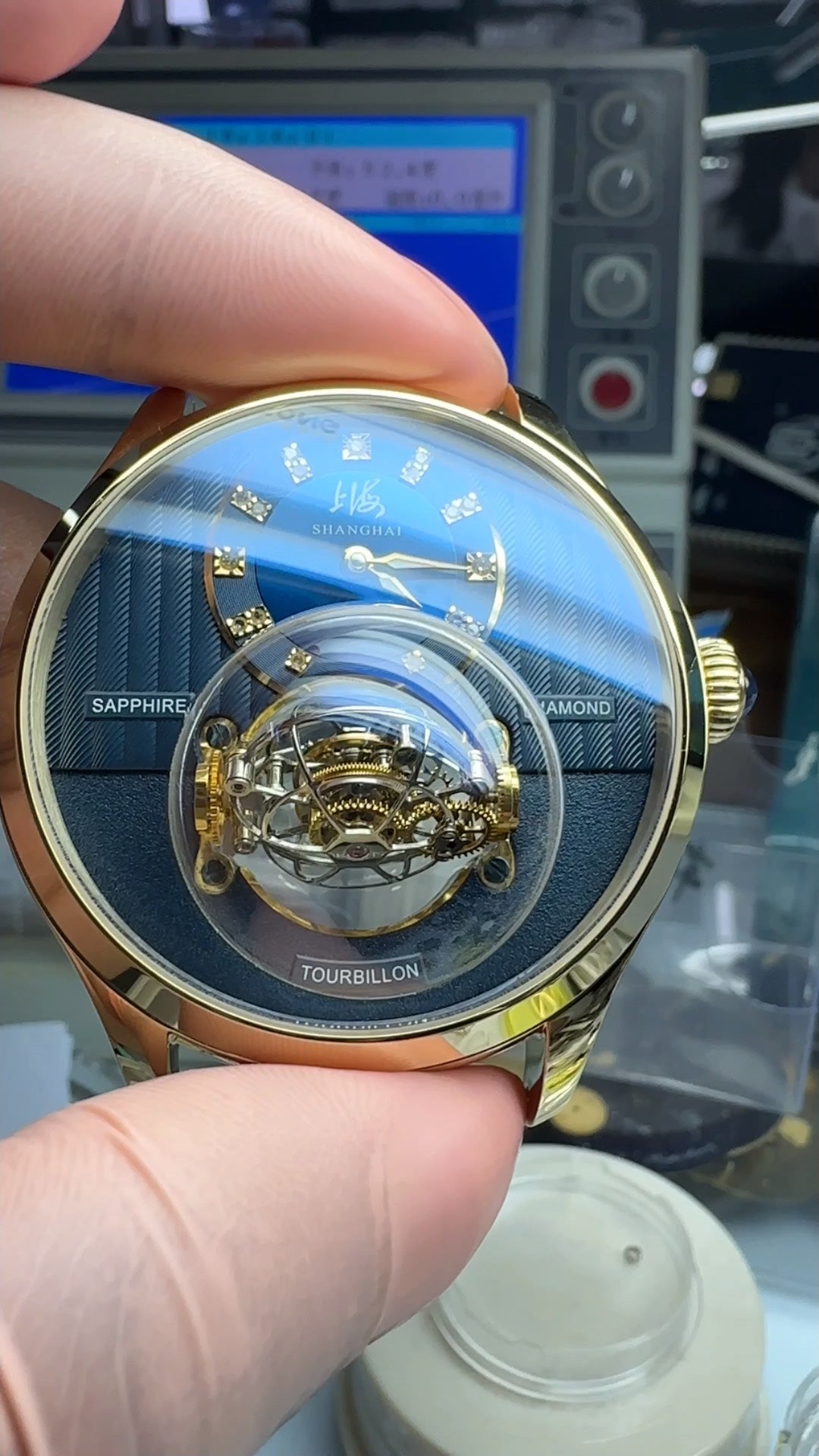Globe Tourbillon · dual-axis