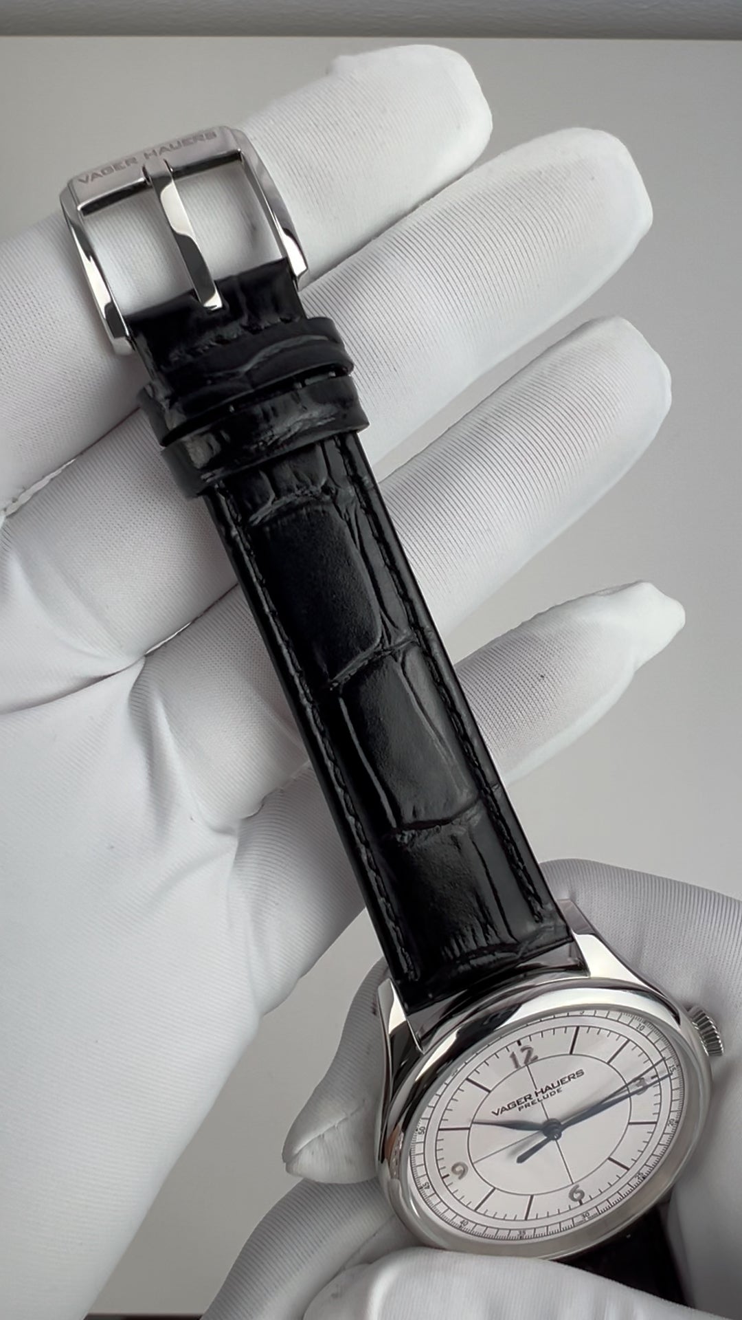 Prelude · ST1812 · applied hour numerals