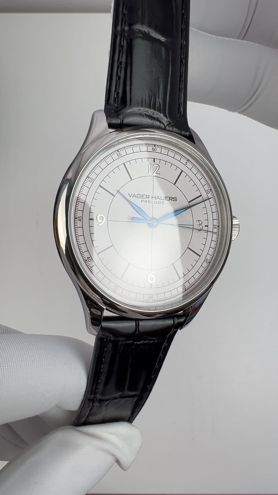 Prelude · ST1812 · applied hour numerals