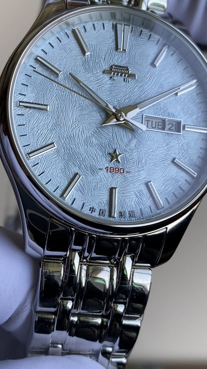 Mount Qomolangma · 41 mm