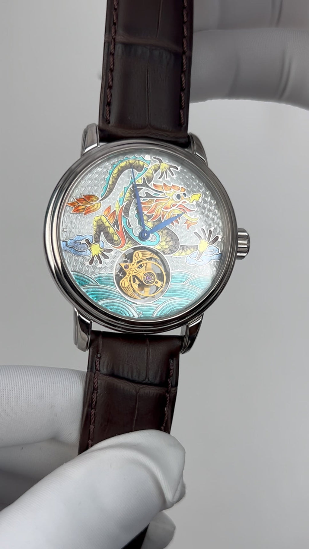 Lóóng · Tourbillon · Enamel