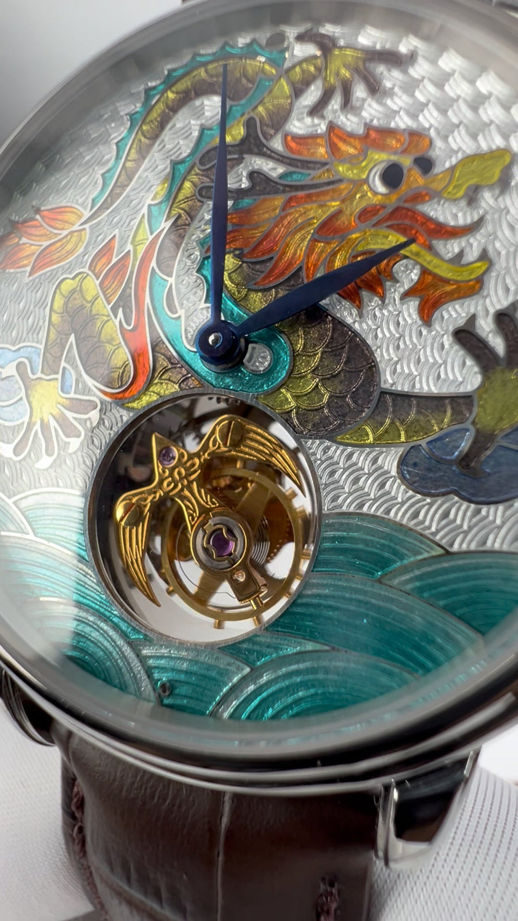 Lóóng · Tourbillon · Enamel