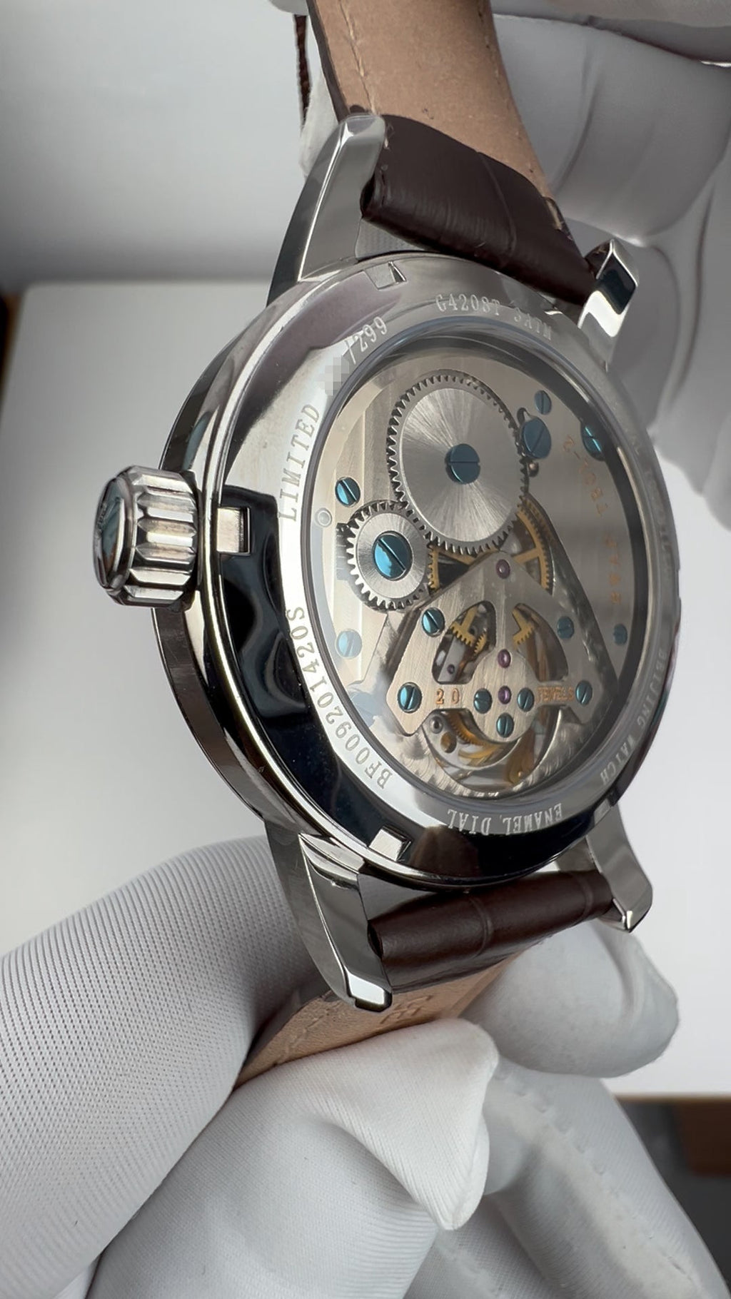 Lóóng · Tourbillon · Enamel