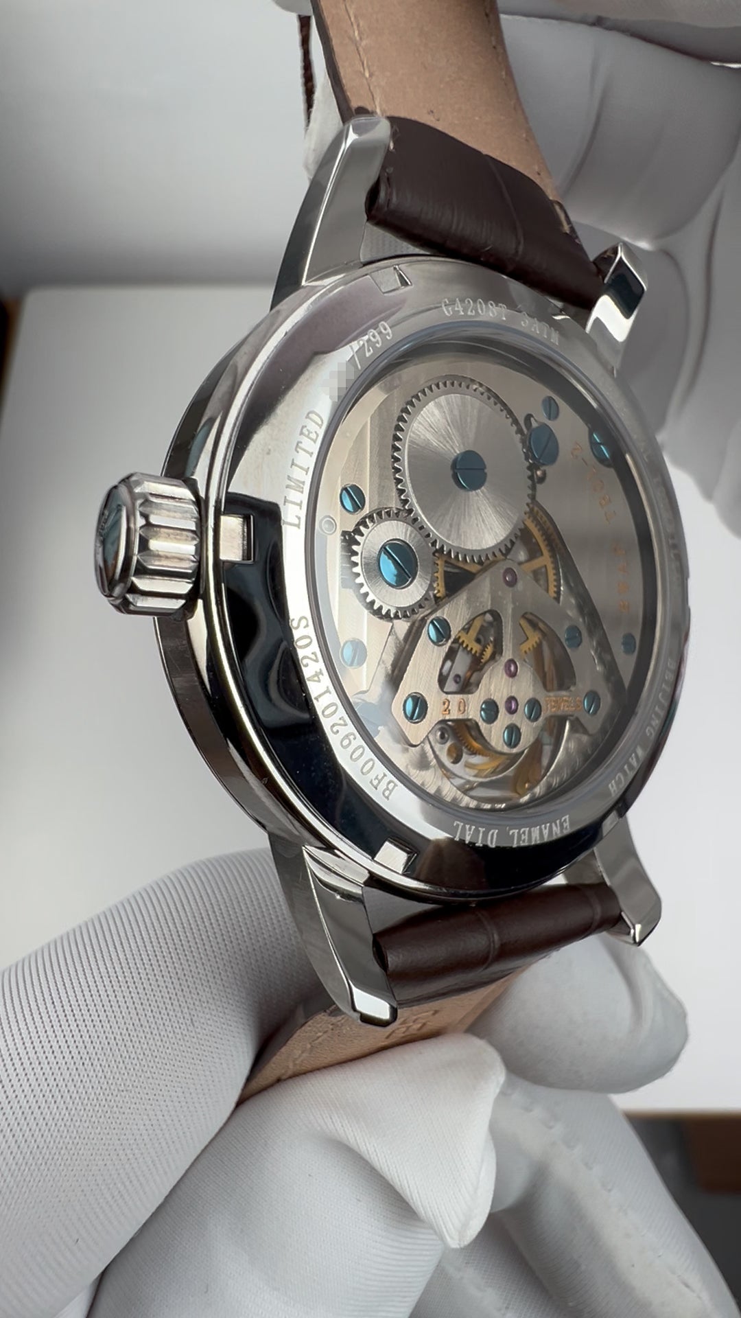 Lóóng · Tourbillon · Enamel