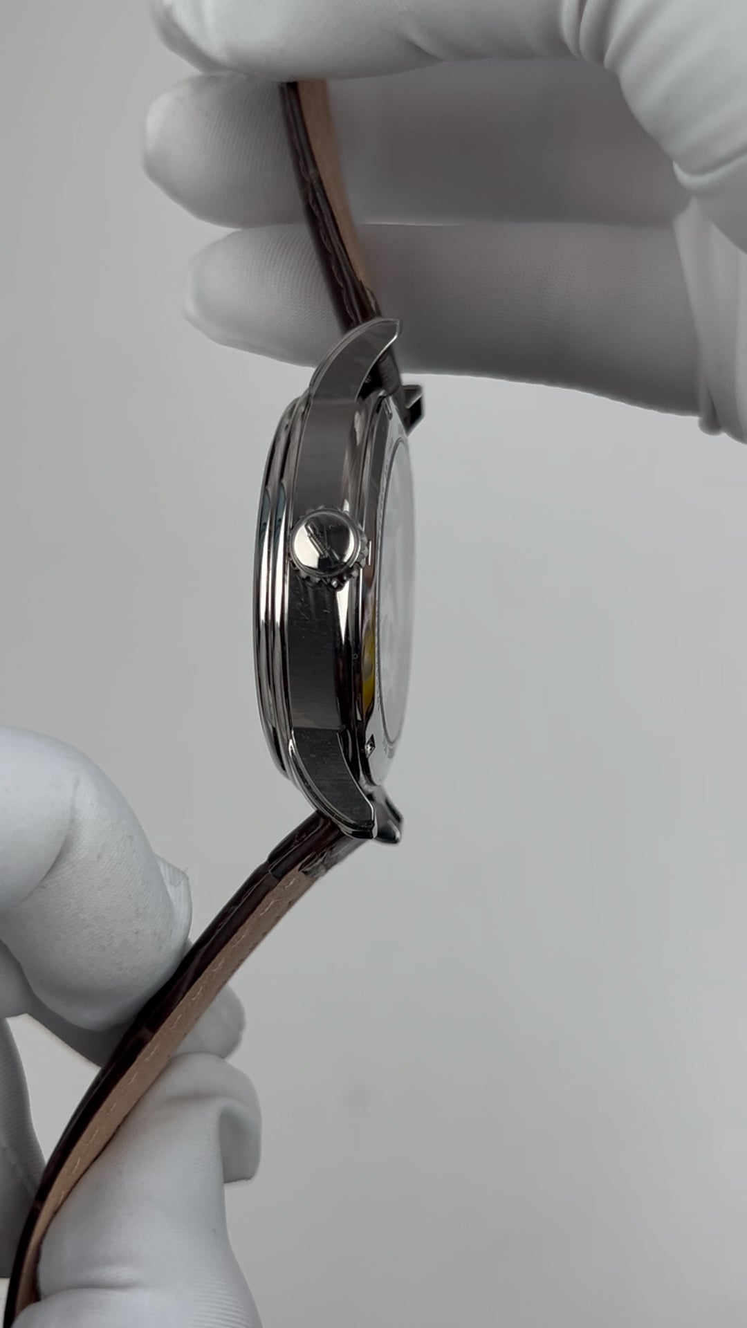 Lóóng · Tourbillon · Enamel