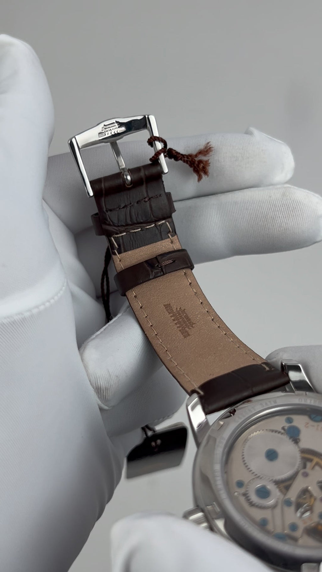Lóóng · Tourbillon · Enamel