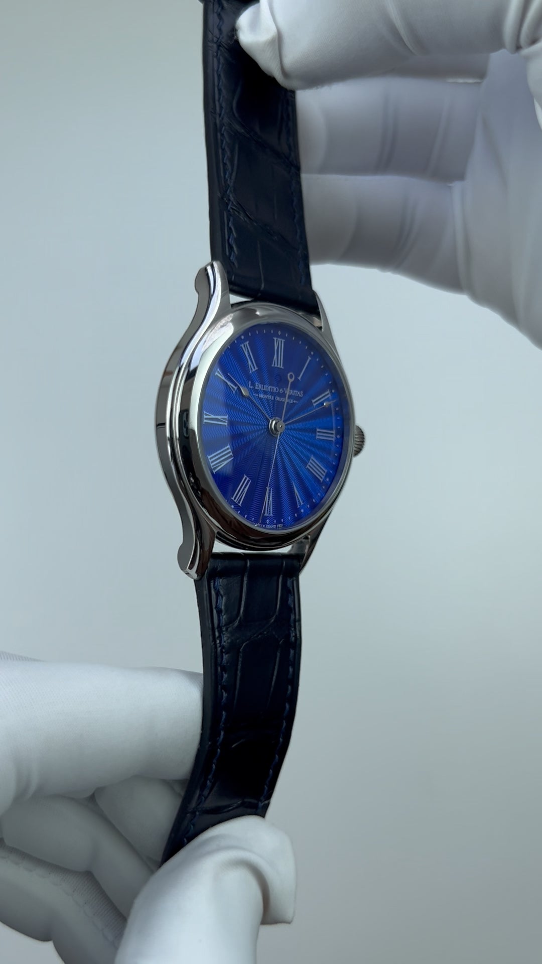 2124/11A · Grand Feu Enamel
