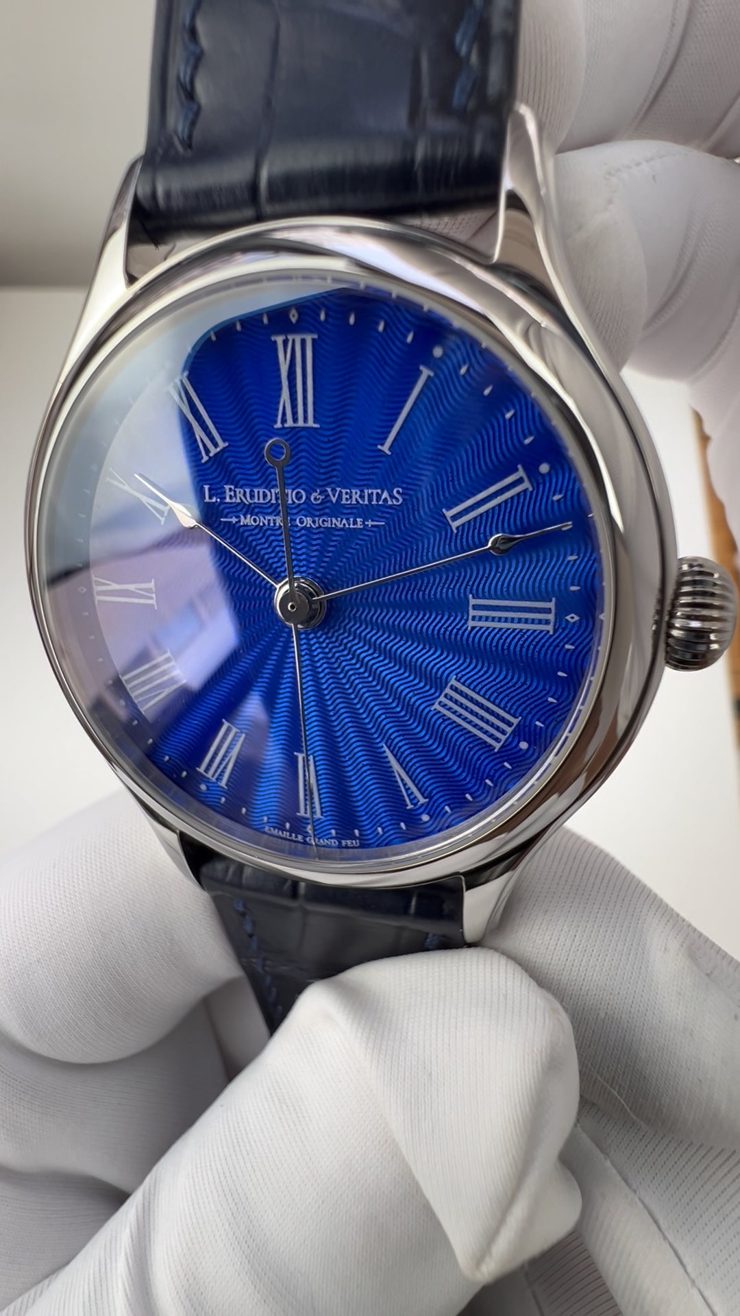 2124/11A · Grand Feu Enamel