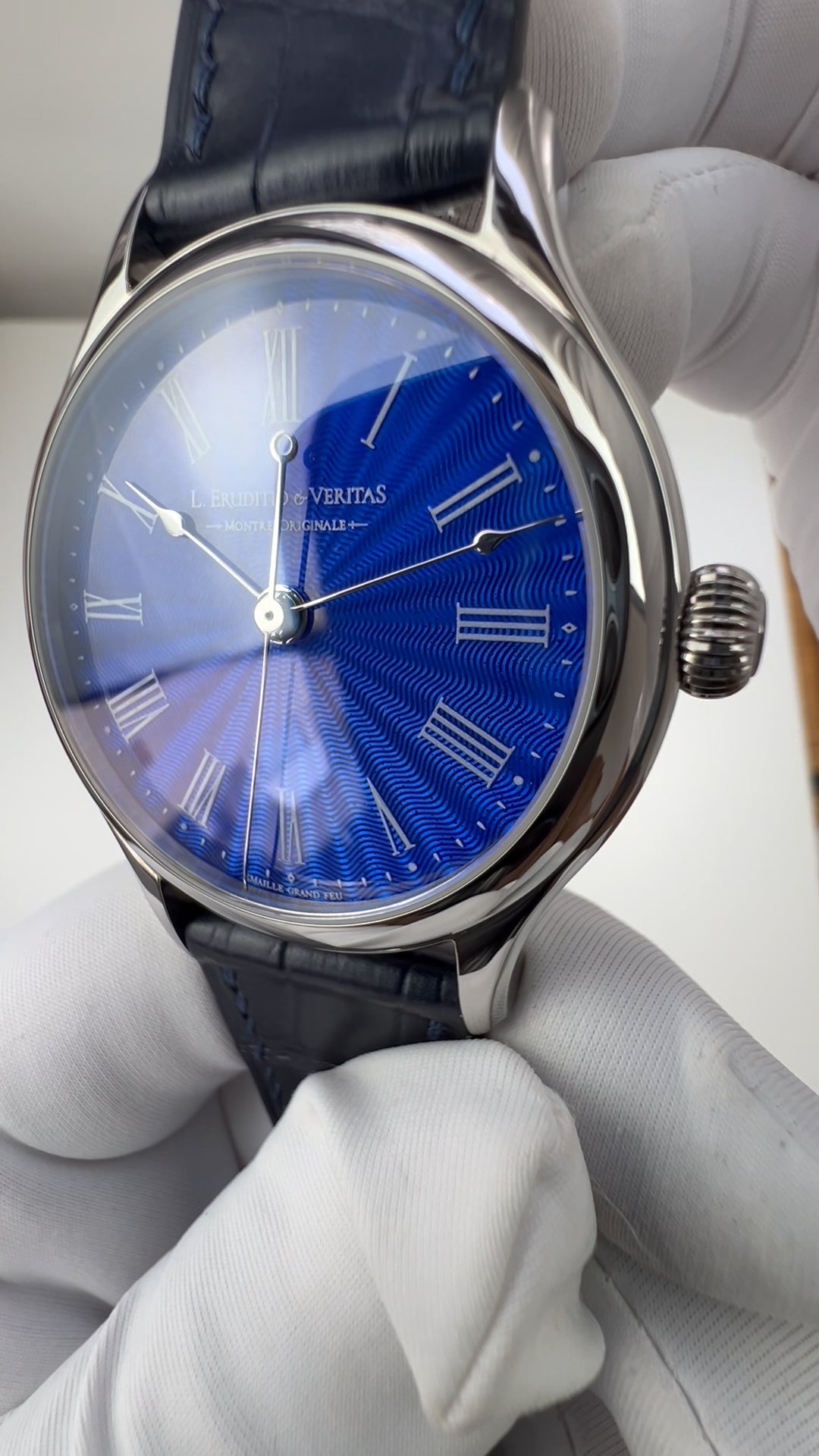 2124/11A · Grand Feu Enamel