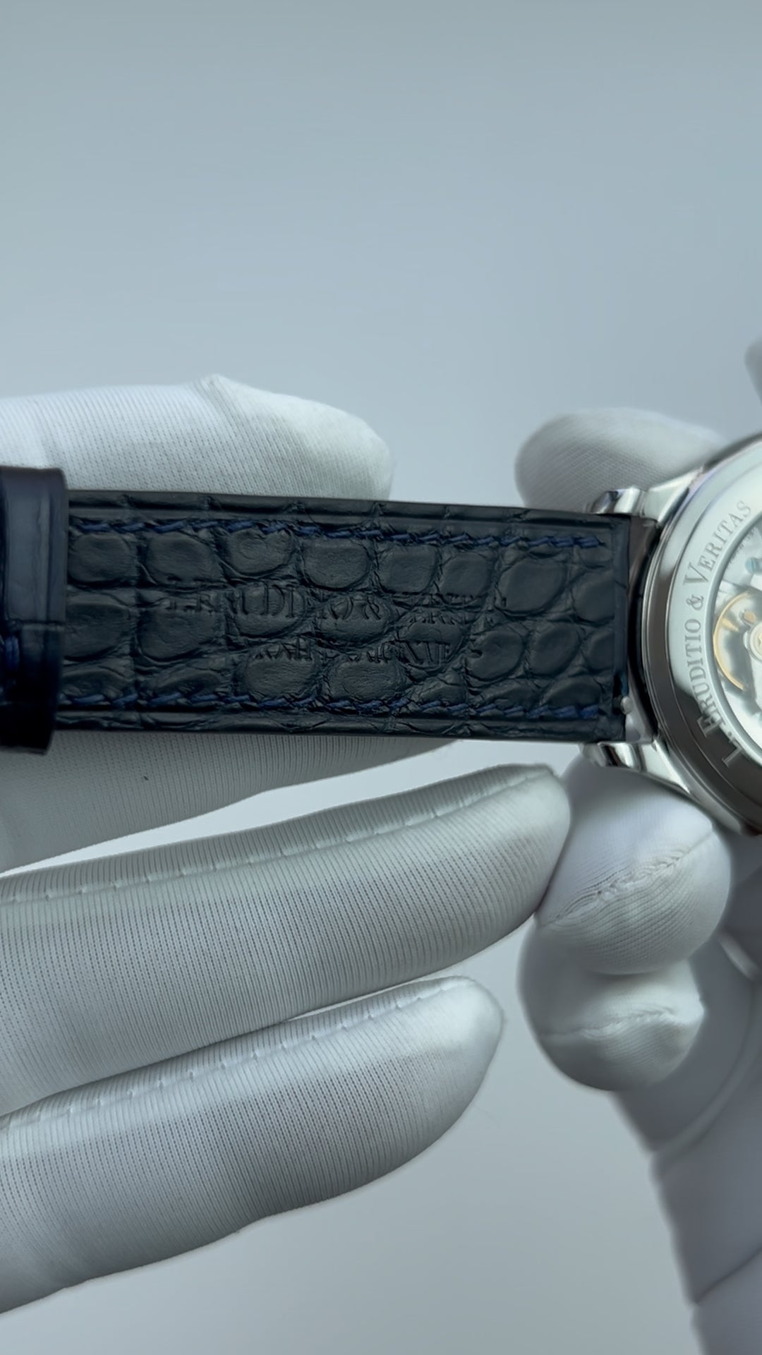 2124/11A · Grand Feu Enamel