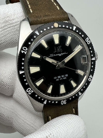 [Pre-owned] Shanghai Watch Made in 1971 for Military Use 37 mm Diameter Automatic