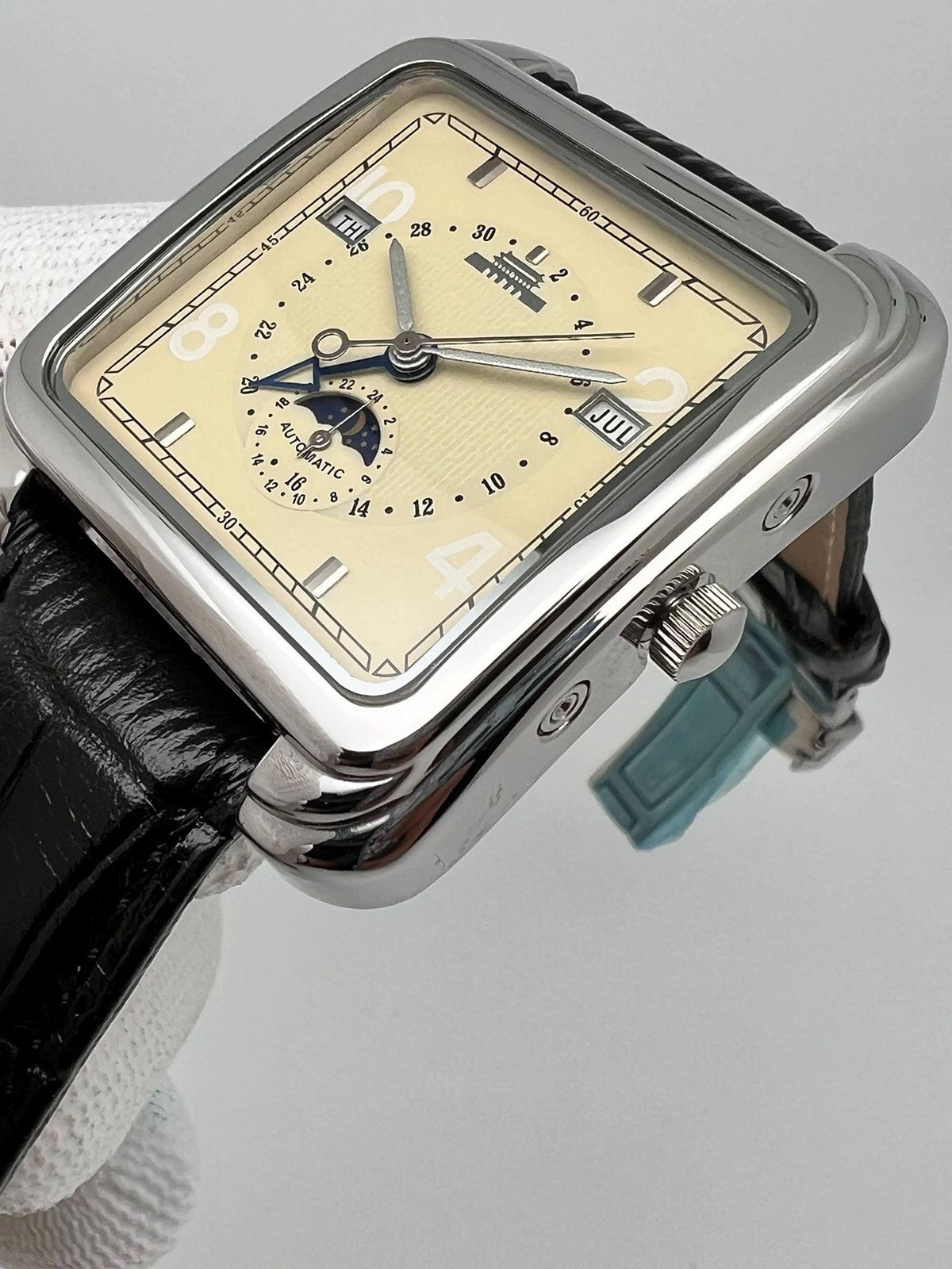 [Pre-owned] Beijing Watch Square Case 37x42 MM