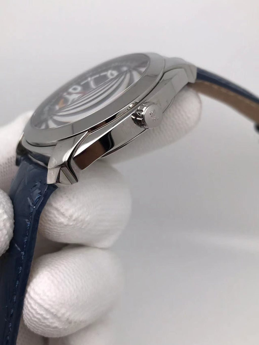 [Pre-owned] Beijing Watch Commemorating the Maiden Voyage of Chinese Aircraft Carrier