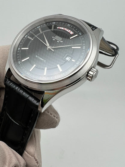 [Pre-owned] Beijing Watch Date and Day of the Week 42 MM
