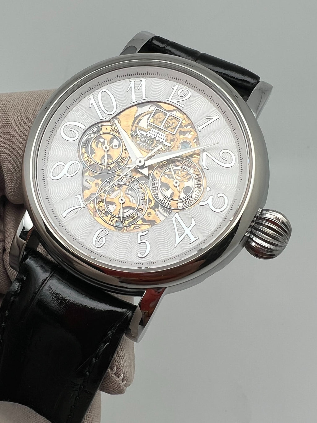 [Pre-owned] Beijing Watch Skeleton Grand Date Day of the Week Month 24-Hour 42.5 MM