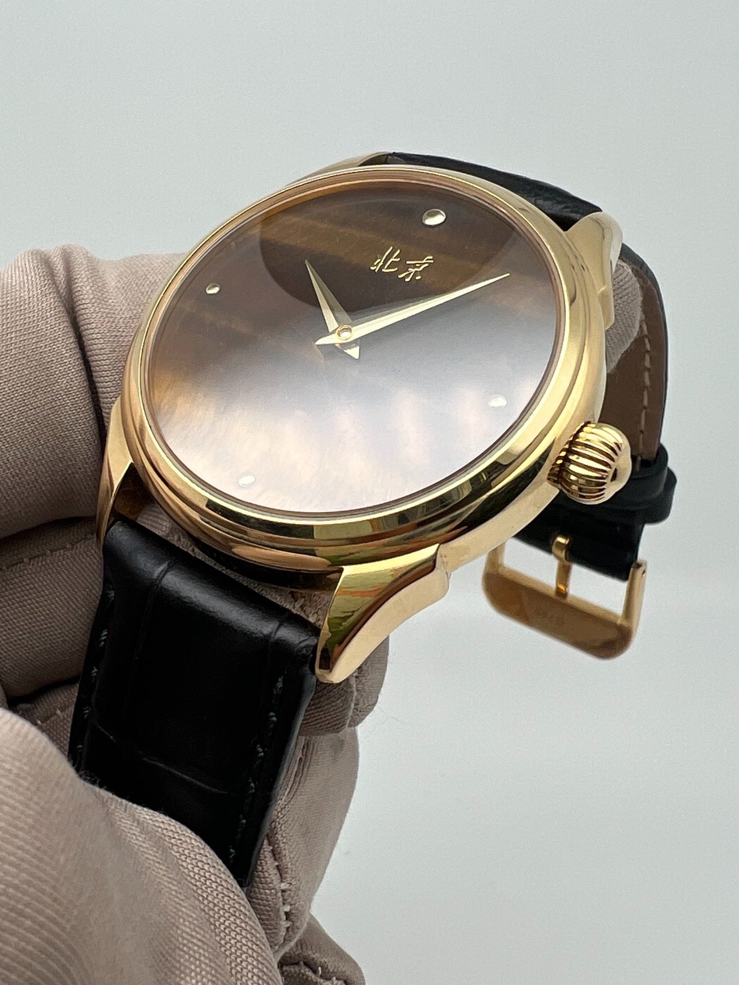 [Pre-owned] Beijing Watch 18K Gold Case and Buckle Tiger Eye Stone Dial