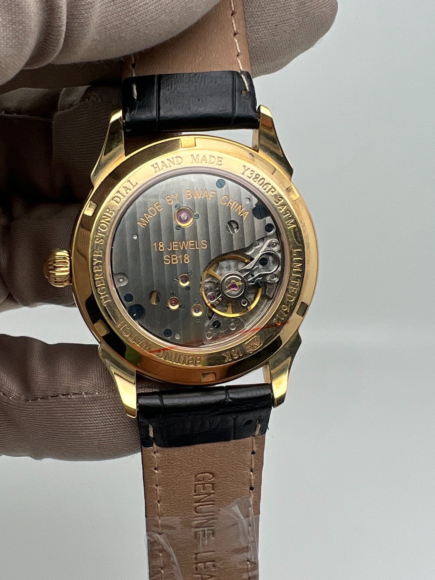 [Pre-owned] Beijing Watch 18K Gold Case and Buckle Tiger Eye Stone Dial