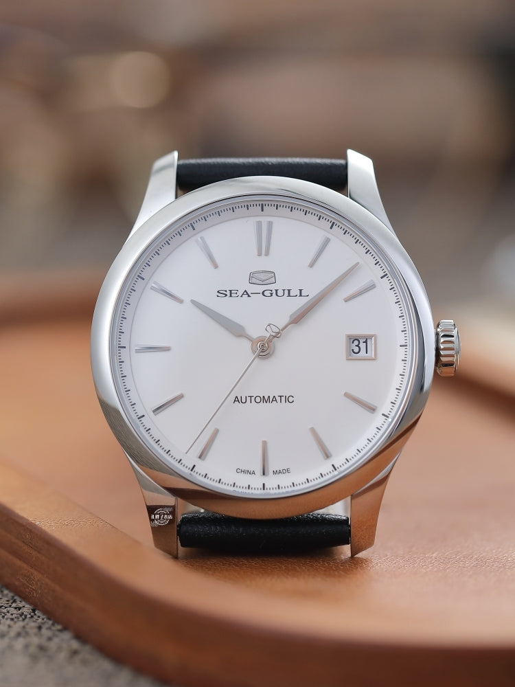 Designer · 904L steel
