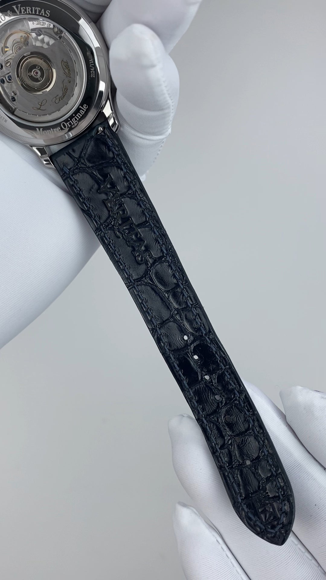 2124/11A · Grand Feu Enamel