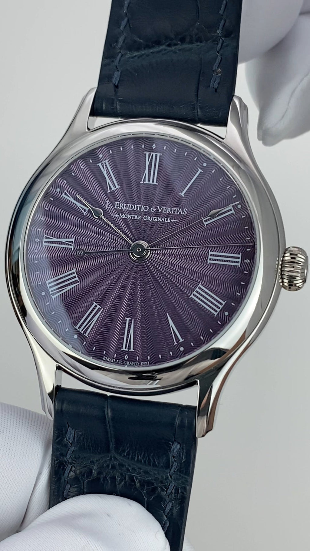 2124/11A · Grand Feu Enamel