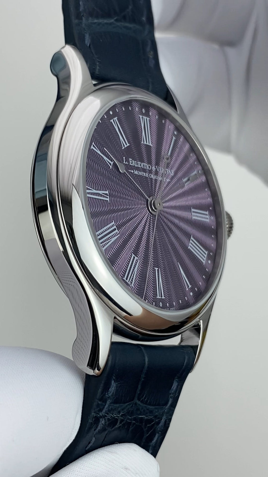 2124/11A · Grand Feu Enamel