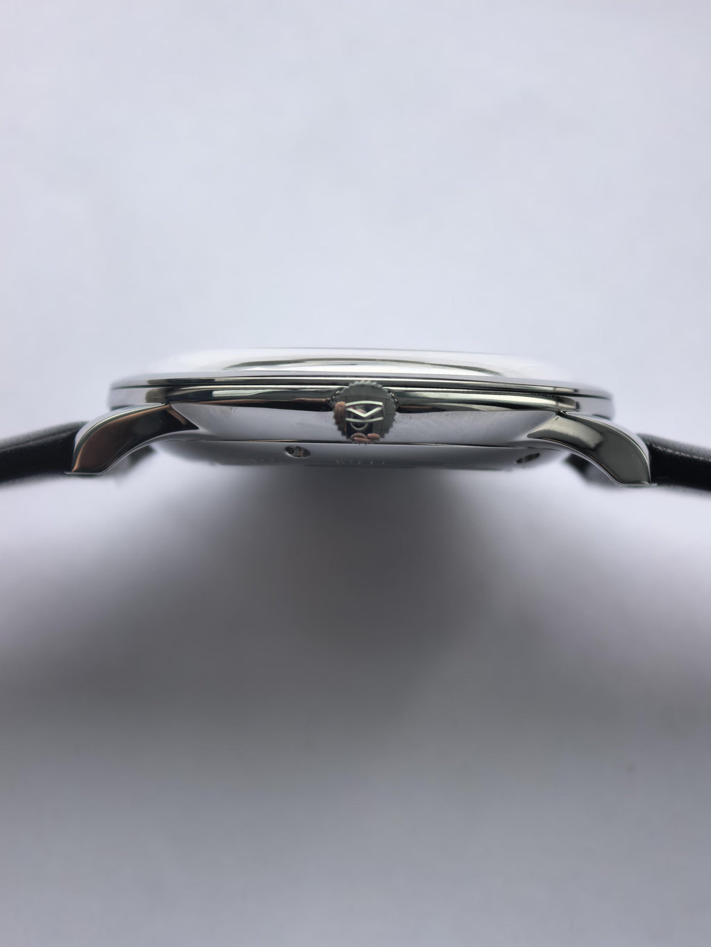 Water Drop II · 904L steel · 18K gold logo