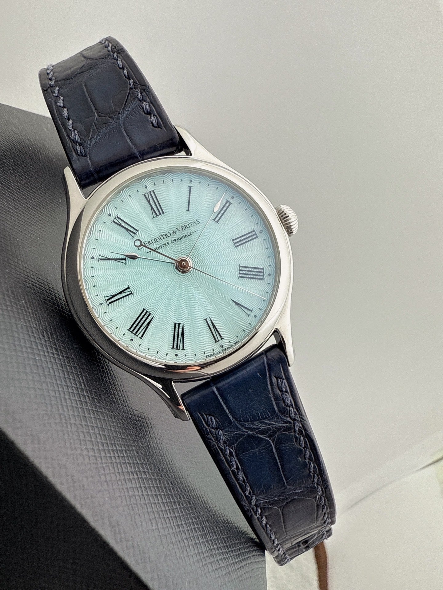 [Pre-owned] 2124/11A · Grand Feu Enamel