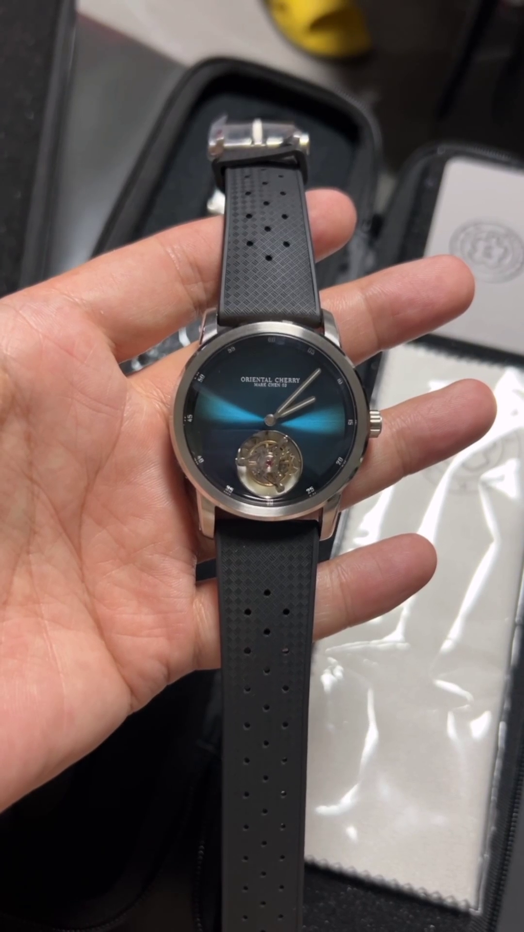[Pre-owned] Mark Chen 03 · engraved back