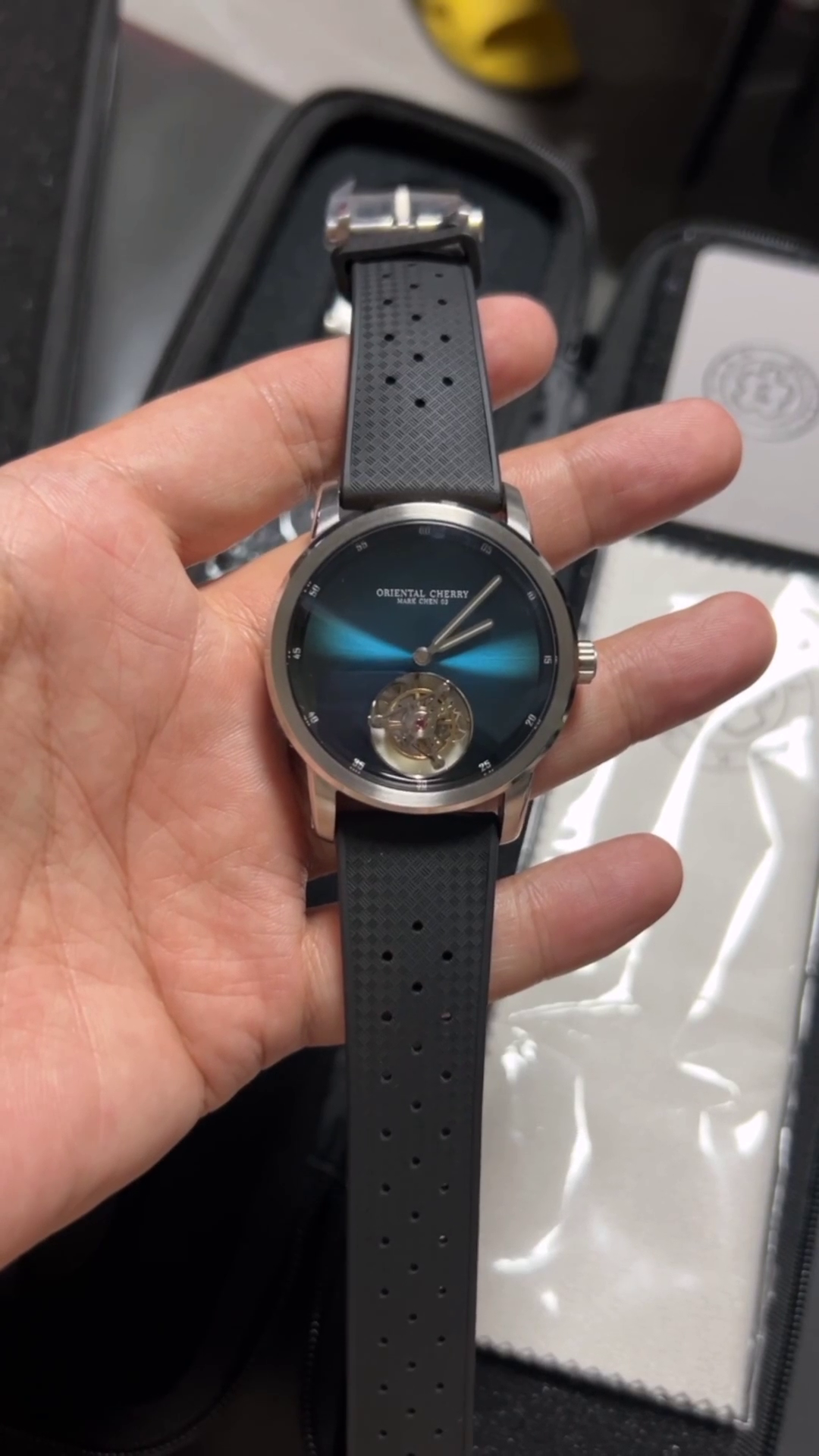 [Pre-owned] Mark Chen 03 · engraved back